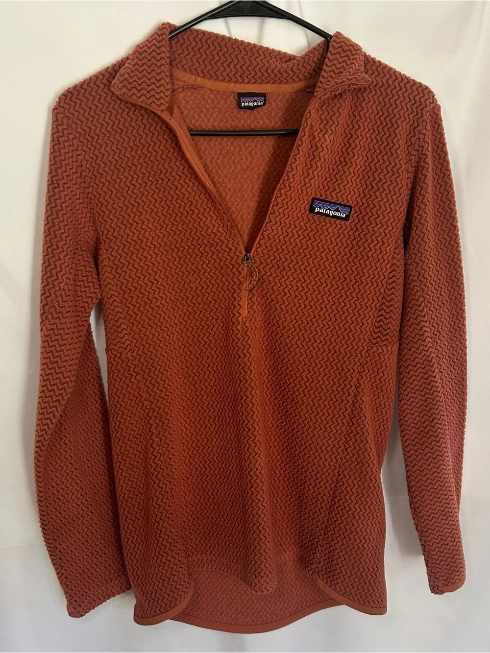 Patagonia rust R1 Air zip neck fleece pullover